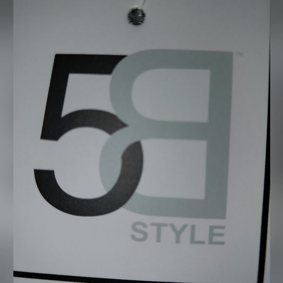 5 Below Set - Picture 5 of 5